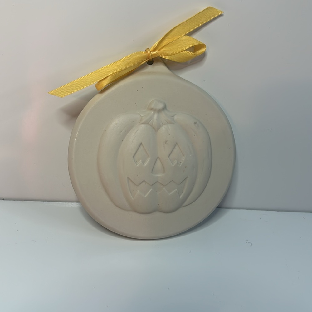 "Pumpkin" Clay/Ovenproof Cookie Mold Jack O'Lantern